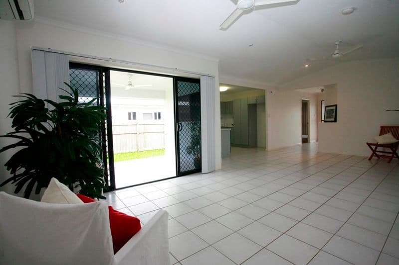 18 Springbrook Parade, IDALIA QLD 4811, Idalia - Thumbnail 3