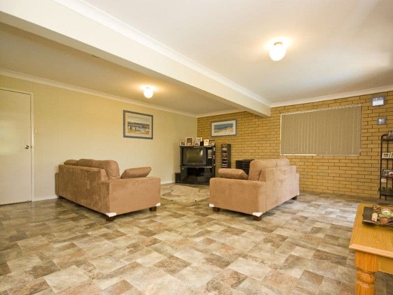 8 Teak Close, Hamlyn Terrace, NSW, 2259, Hamlyn Terrace - Thumbnail 4