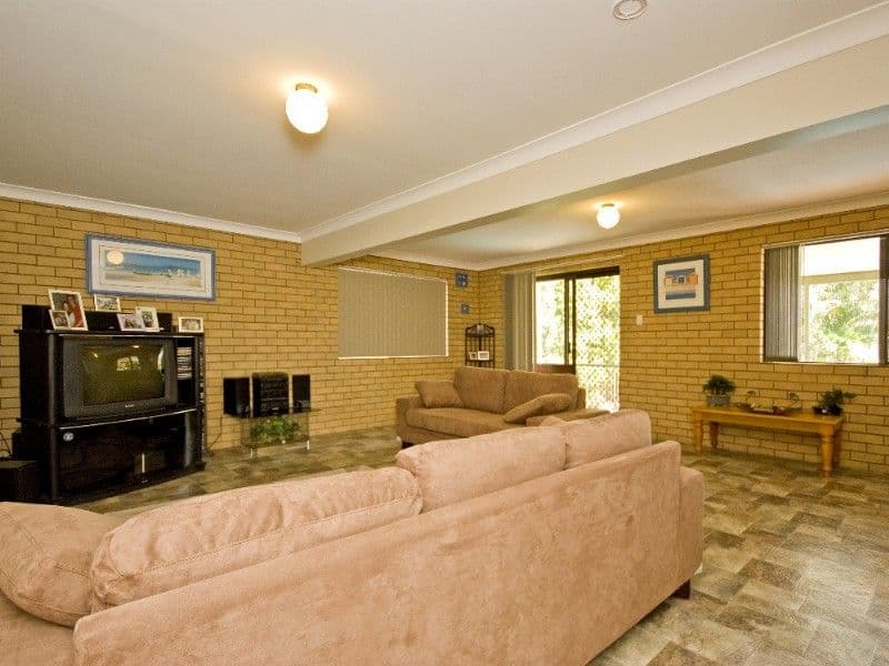 8 Teak Close, Hamlyn Terrace, NSW, 2259, Hamlyn Terrace - Thumbnail 5