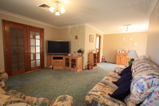 22 Ashford Circuit, CURRANS HILL NSW 2567, Currans Hill - Thumbnail 3