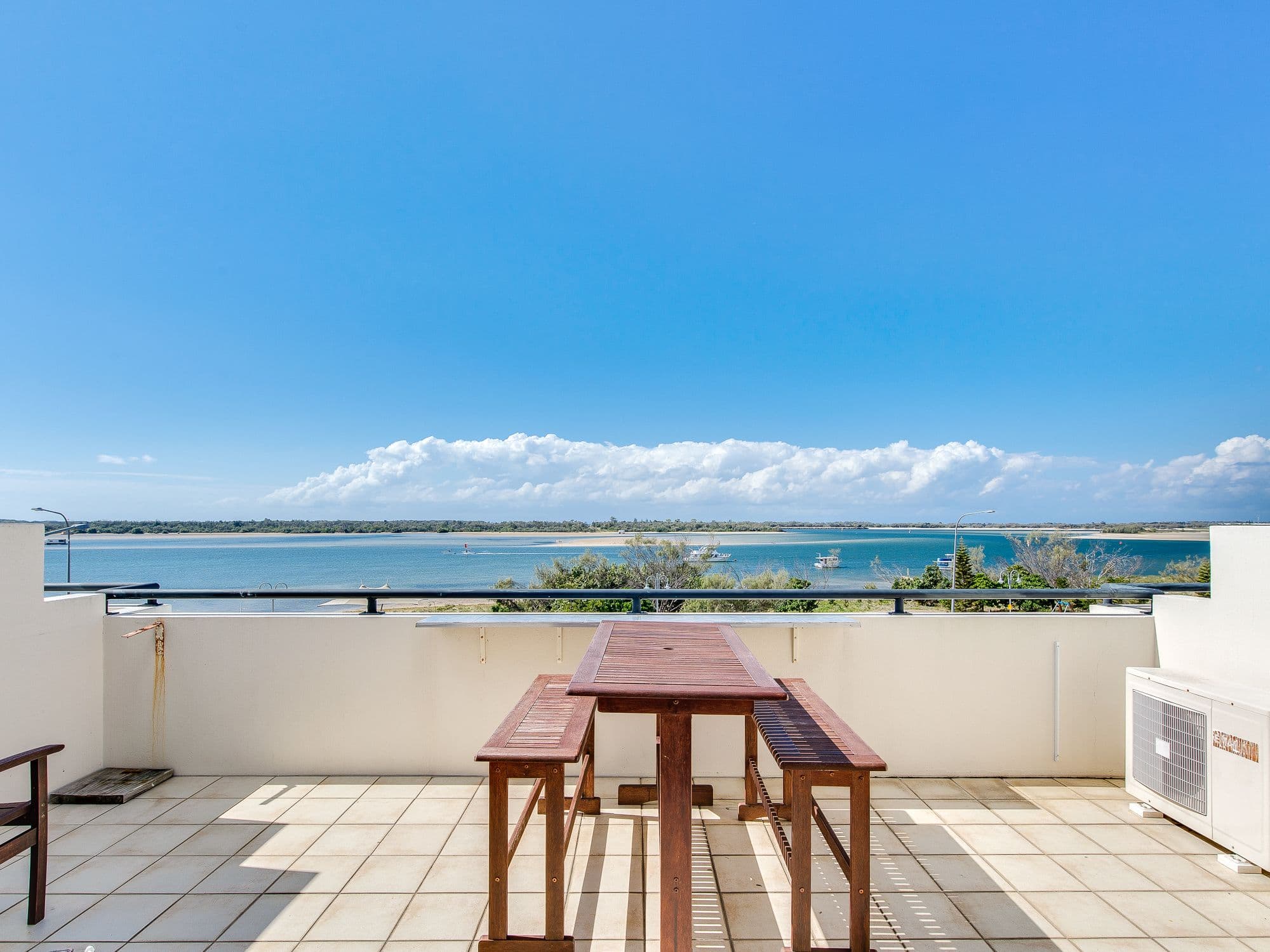 392 Marine Parade, Labrador QLD 4215, Labrador - Thumbnail 3