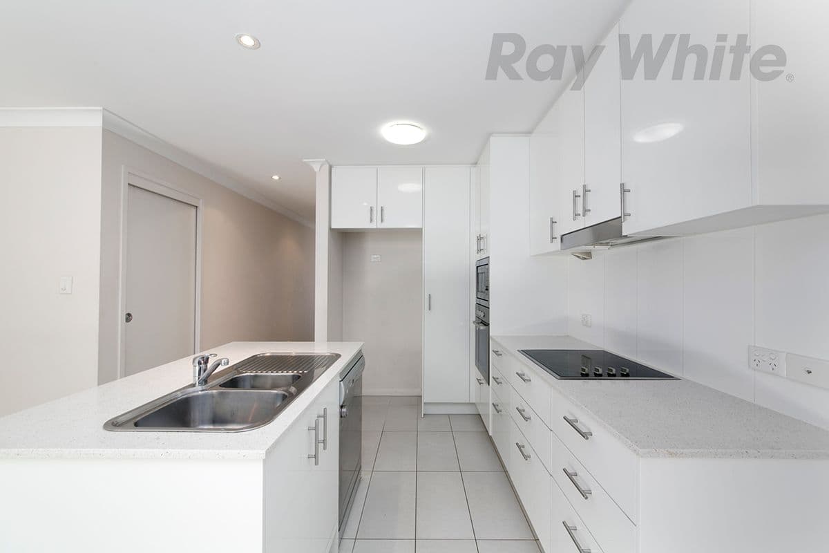1 Kitchener Parade, Cockatoo VIC 3781, Cockatoo - Thumbnail 2