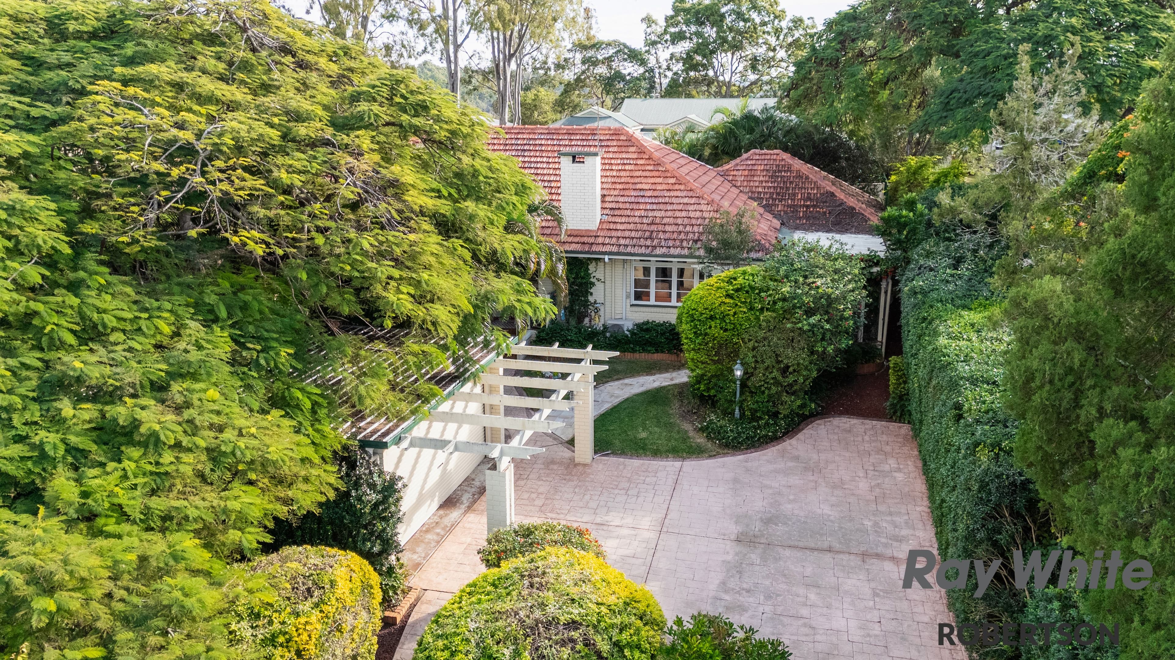 41 Grace Street, Corinda QLD 4075, Corinda - Thumbnail 2