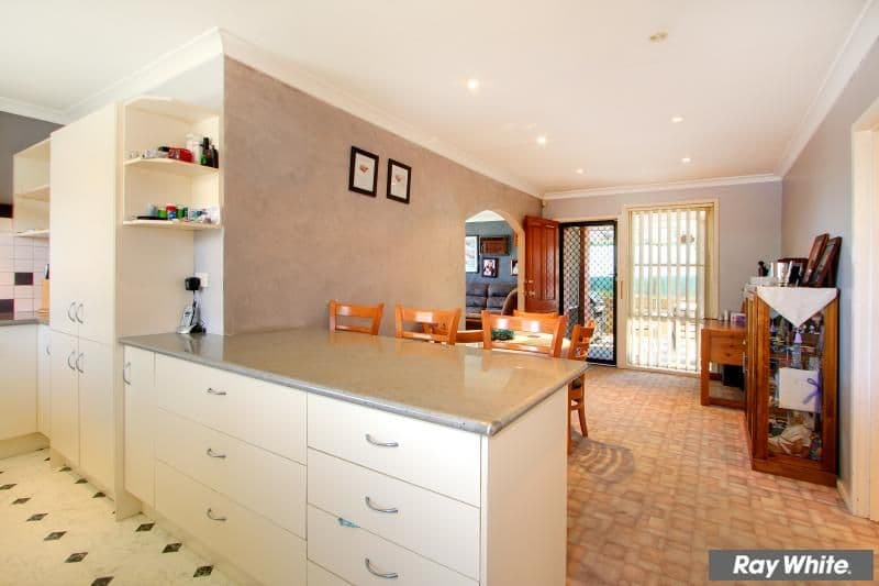 20  Richardson Drive, MORNINGTON VIC 3931, Mornington - Thumbnail 5