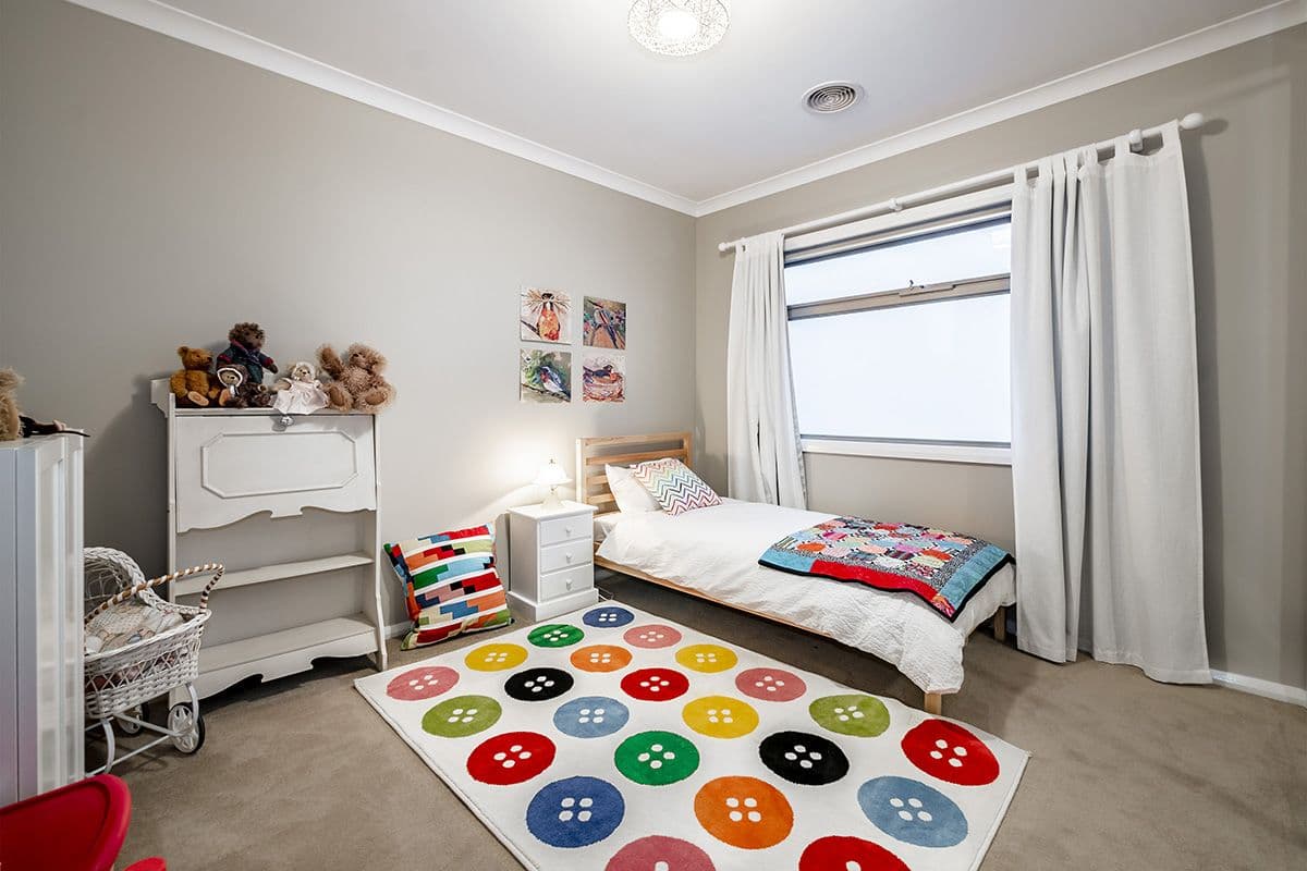 5 Elmtree Crescent, Clyde North VIC 3978, Clyde North - Thumbnail 8