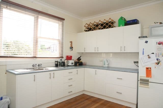 72 Hyland Street, WARRNAMBOOL VIC 3280, Warrnambool - Thumbnail 4