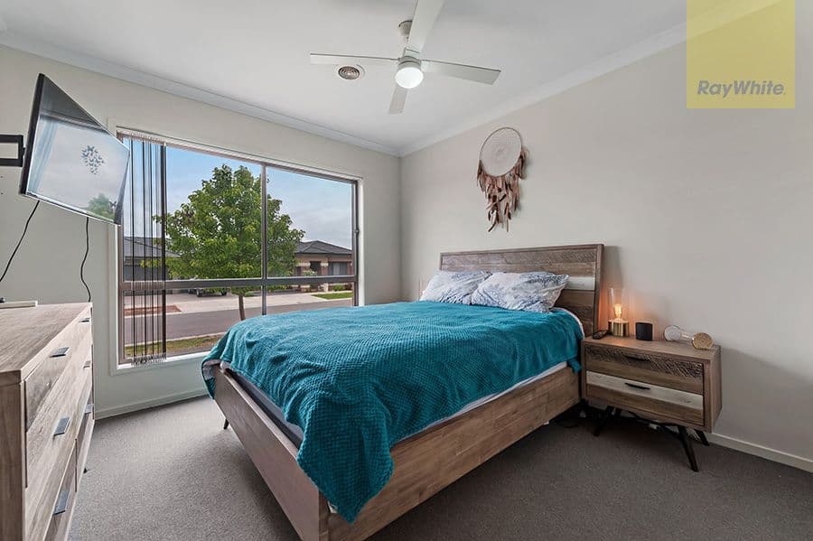 10 Taylan Street, Craigieburn VIC 3064, Craigieburn - Thumbnail 8