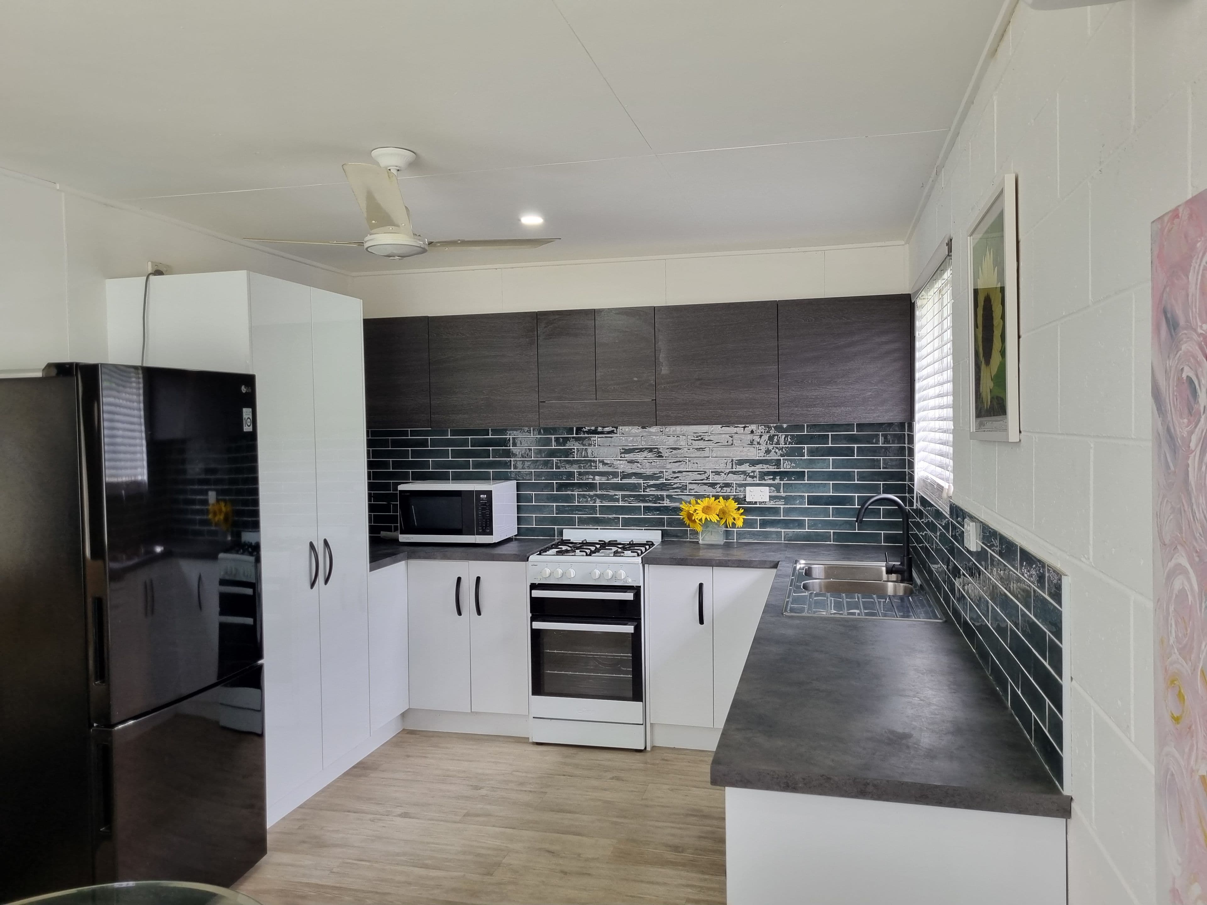 14 Polmaise Street, Boyne Island QLD 4680, Boyne Island - Thumbnail 3