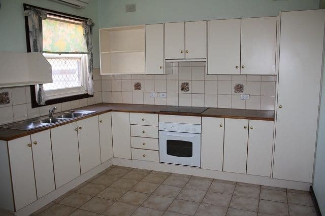 29 Sampson Street, Whyalla Norrie SA 5608, Whyalla Norrie - Thumbnail 2