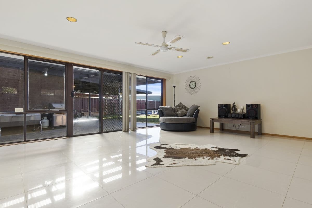 7 Carey Close, Werribee VIC 3030, Werribee - Thumbnail 5