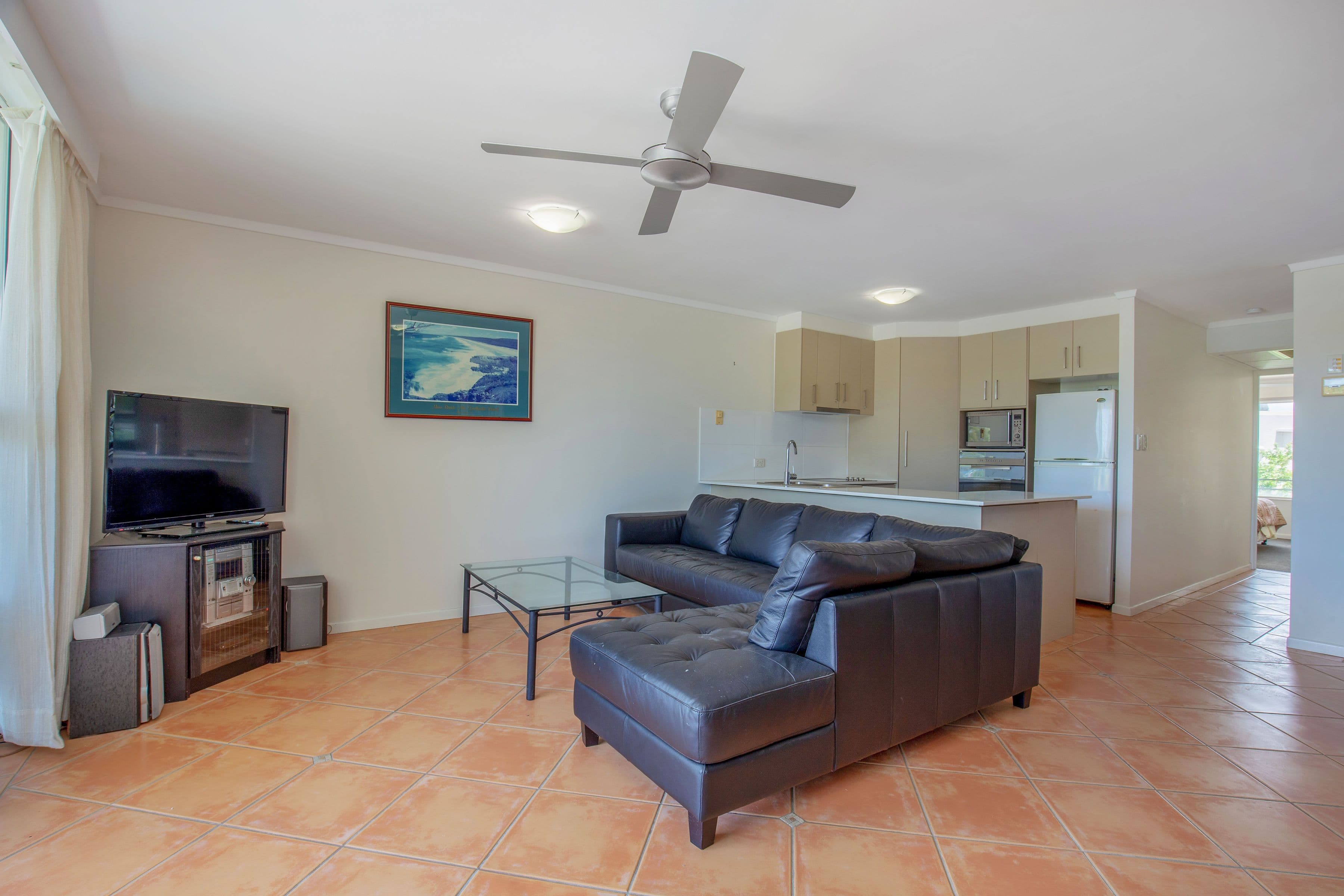 140 Surf Parade, Broadbeach QLD 4218, Broadbeach - Thumbnail 5