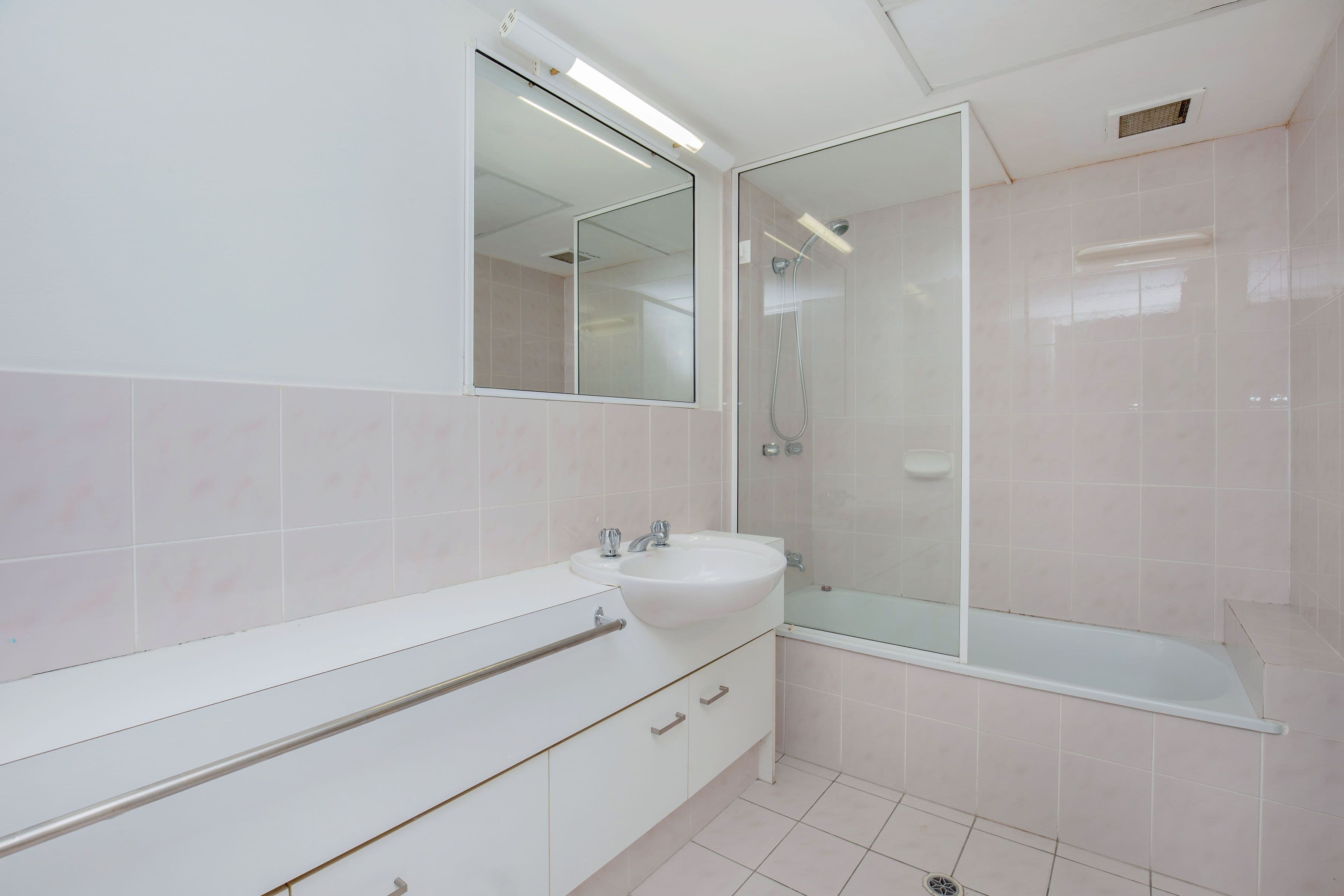 140 Surf Parade, Broadbeach QLD 4218, Broadbeach - Thumbnail 7