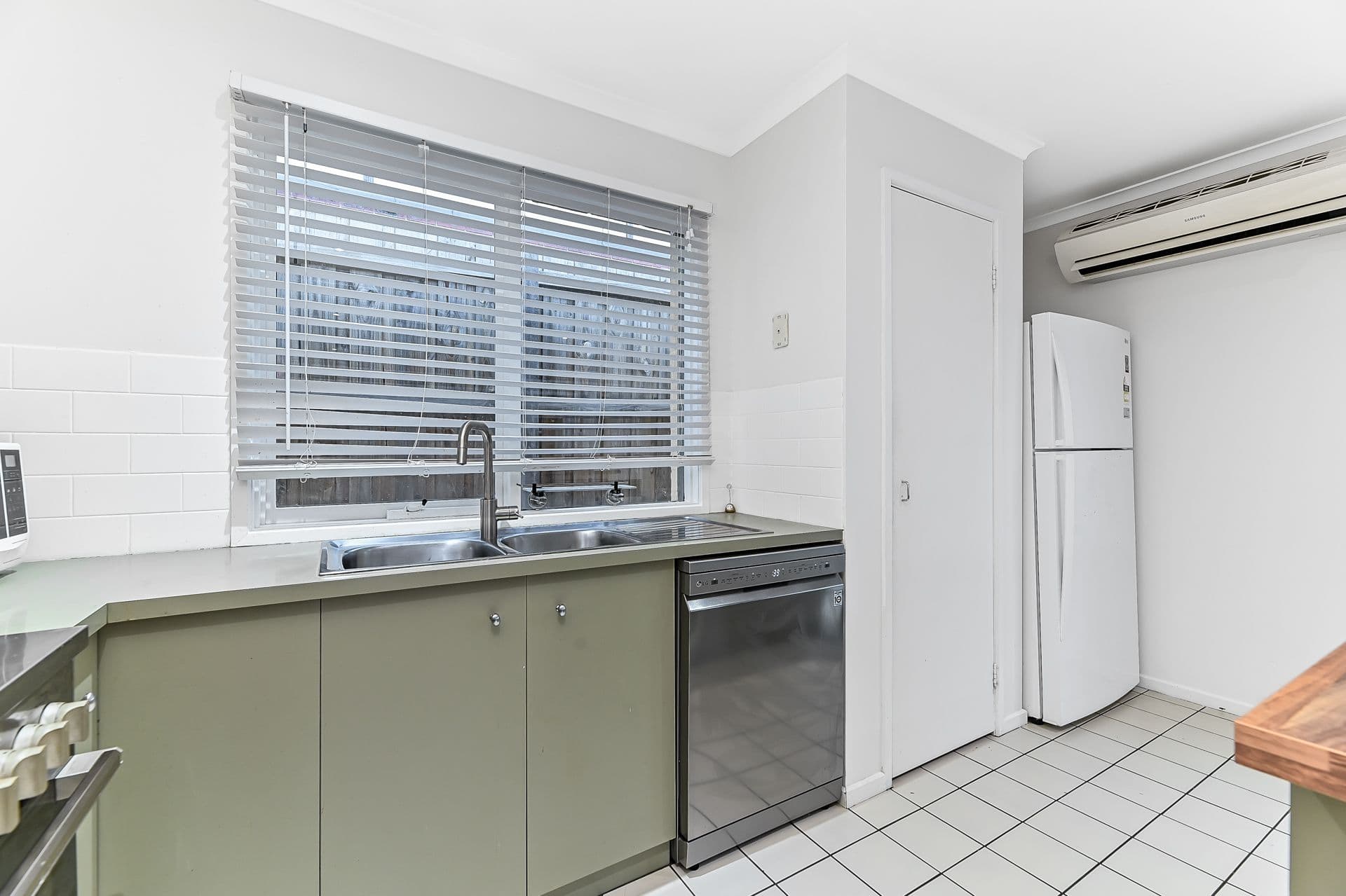 46 Warrawong Drive, Berwick VIC 3806, Berwick - Thumbnail 5