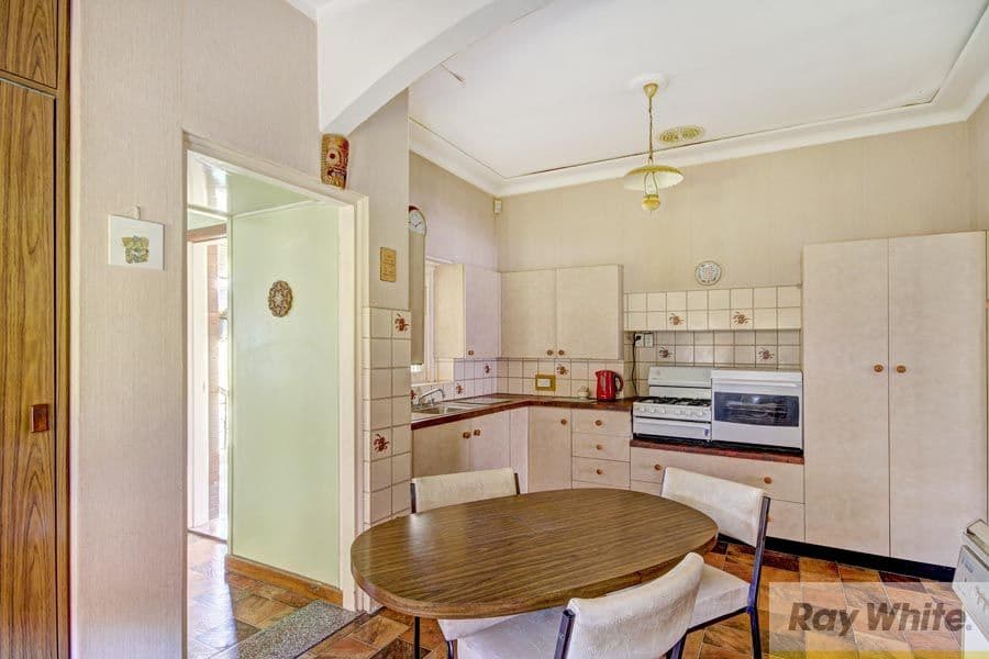 10 Prince Edward Street, CARLTON NSW 2218, Carlton - Thumbnail 6