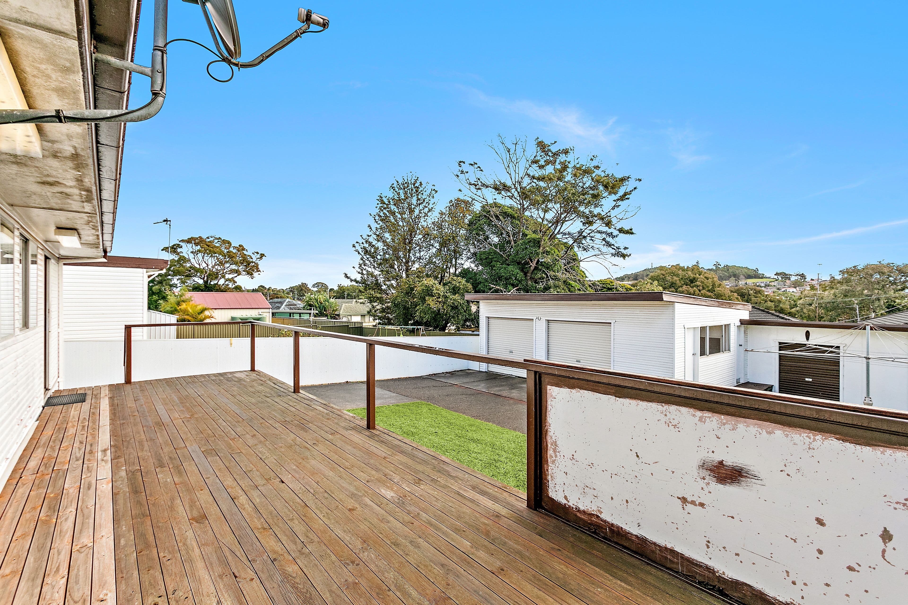 84 Lake Entrance Road, Mount Warrigal - Thumbnail 2