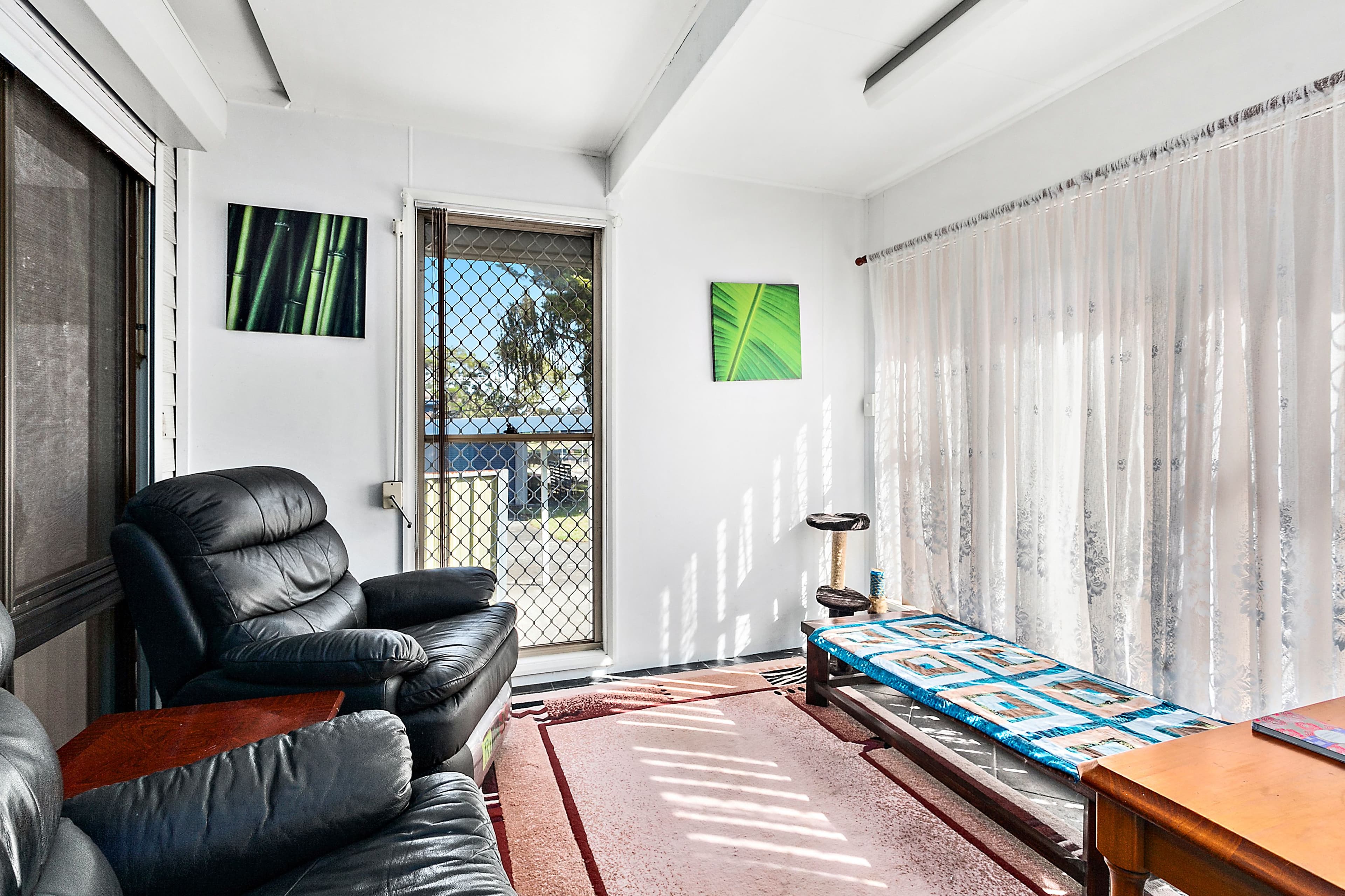 73 Kingston Street, Oak Flats - Thumbnail 4