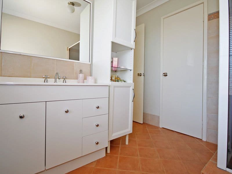 7 Hazelwood Ramble, BALLAJURA WA 6066, Ballajura - Thumbnail 8