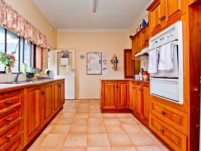 11 Hartman Avenue, Felixstow SA 5070, Felixstow - Thumbnail 3