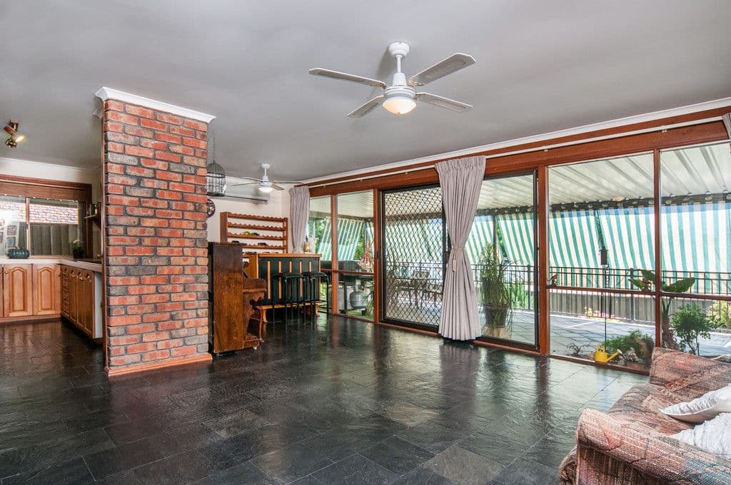 4 Lowry Court, FLAGSTAFF HILL SA 5159, Flagstaff Hill - Thumbnail 2