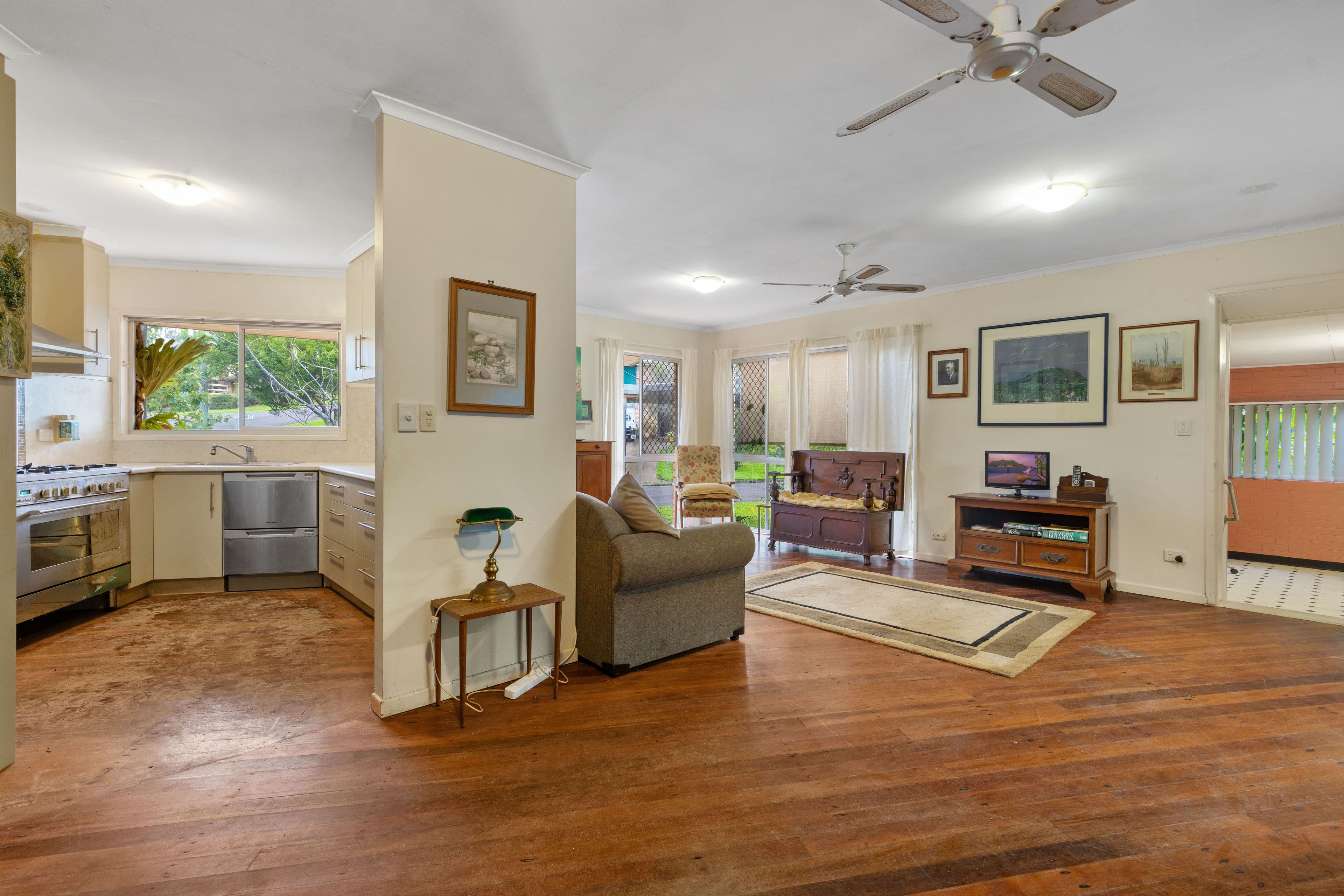 2 Conrad Court, Nambour QLD 4560, Nambour - Thumbnail 2