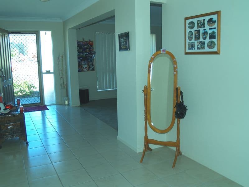 42  Paul Drive, REGENTS PARK QLD 4118, Regents Park - Thumbnail 7