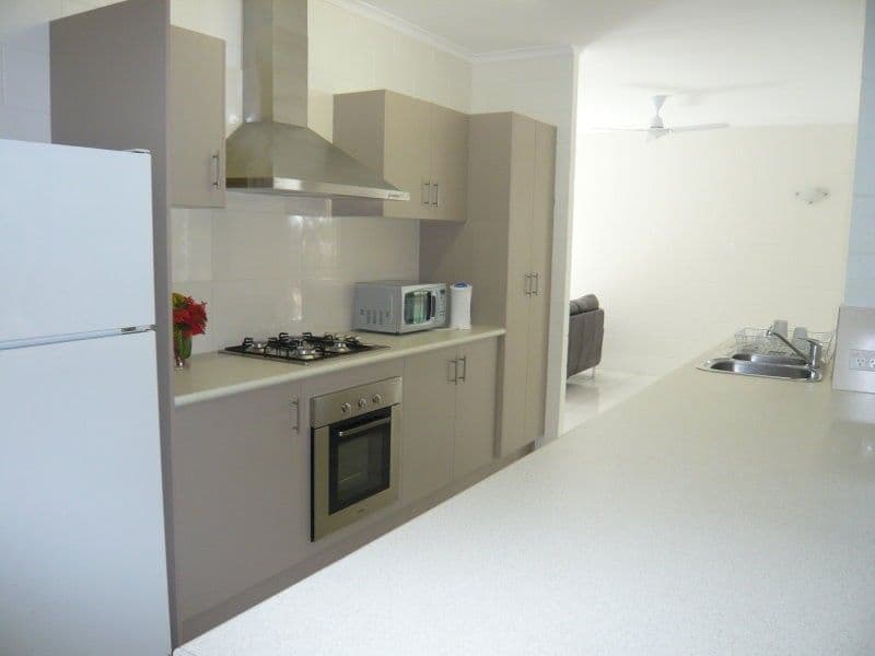 2 Bligh Close, CLIFTON BEACH QLD 4879, Clifton Beach - Thumbnail 2