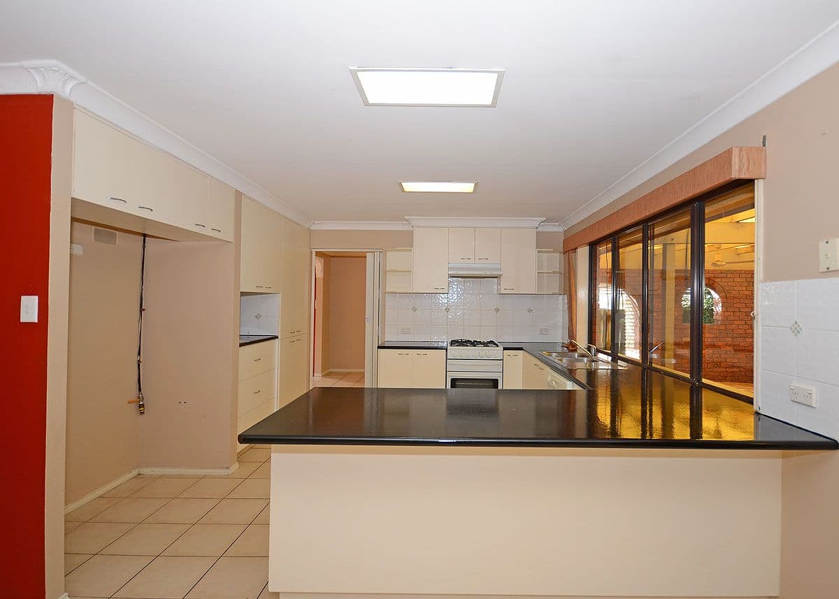 91 Oleander Avenue, KAWUNGAN QLD 4655, Kawungan - Thumbnail 8