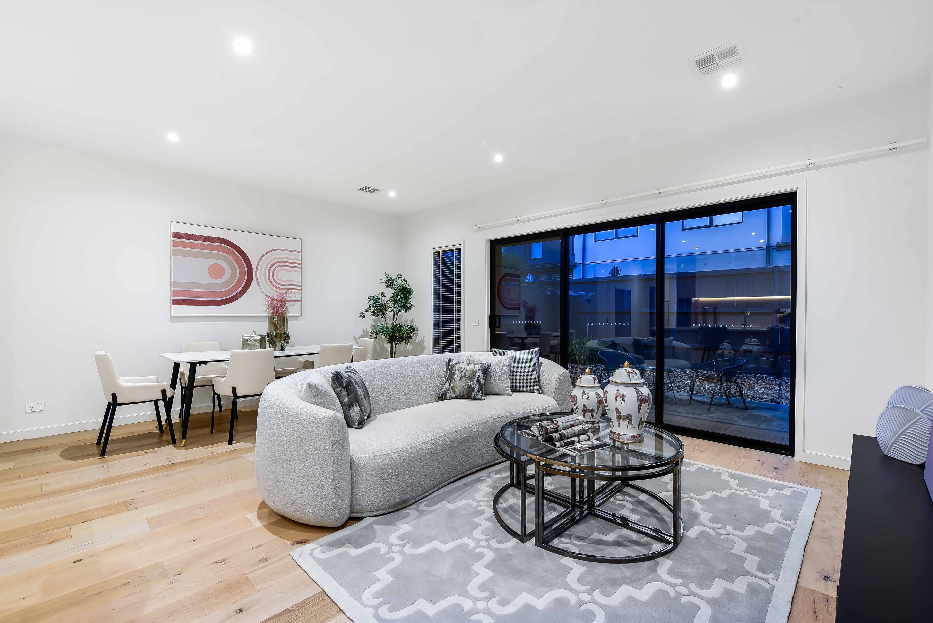 14 Newcastle Drive, Mulgrave VIC 3170, Mulgrave - Thumbnail 2