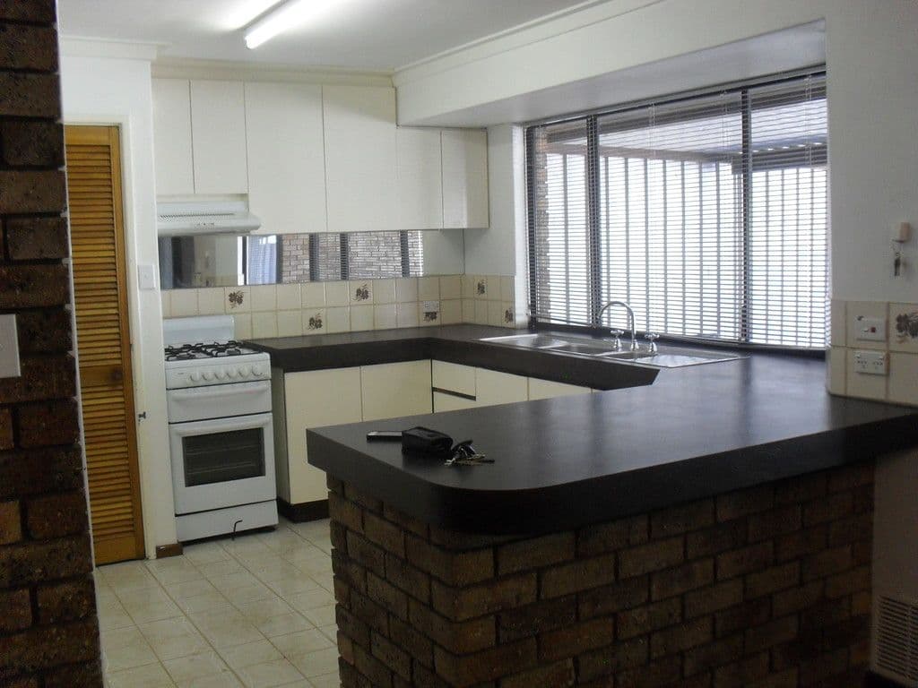 5 Hovea Place, Maddington WA 6109, Maddington - Thumbnail 3