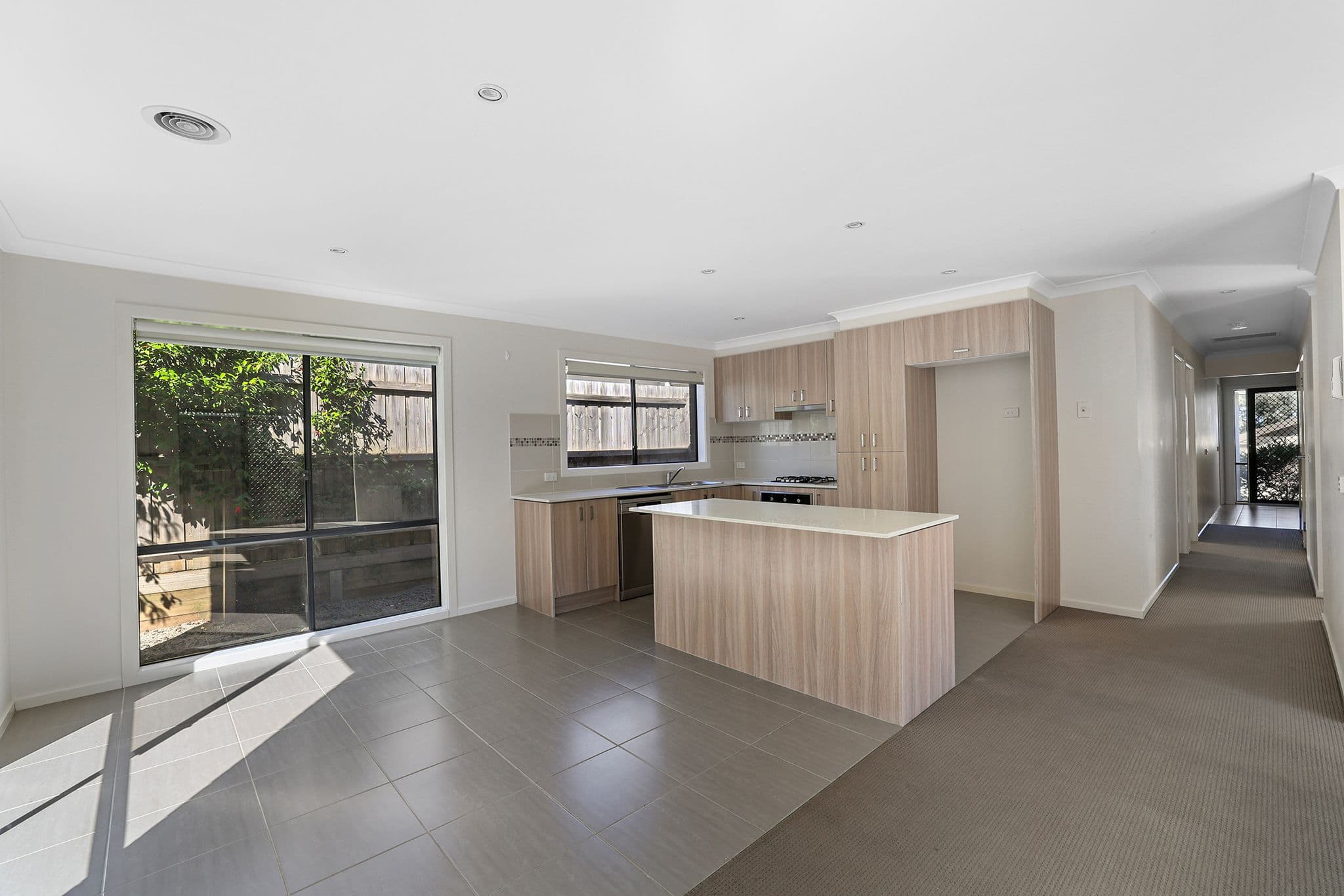 6 Premier Lane, Garfield VIC 3814, Garfield - Thumbnail 4