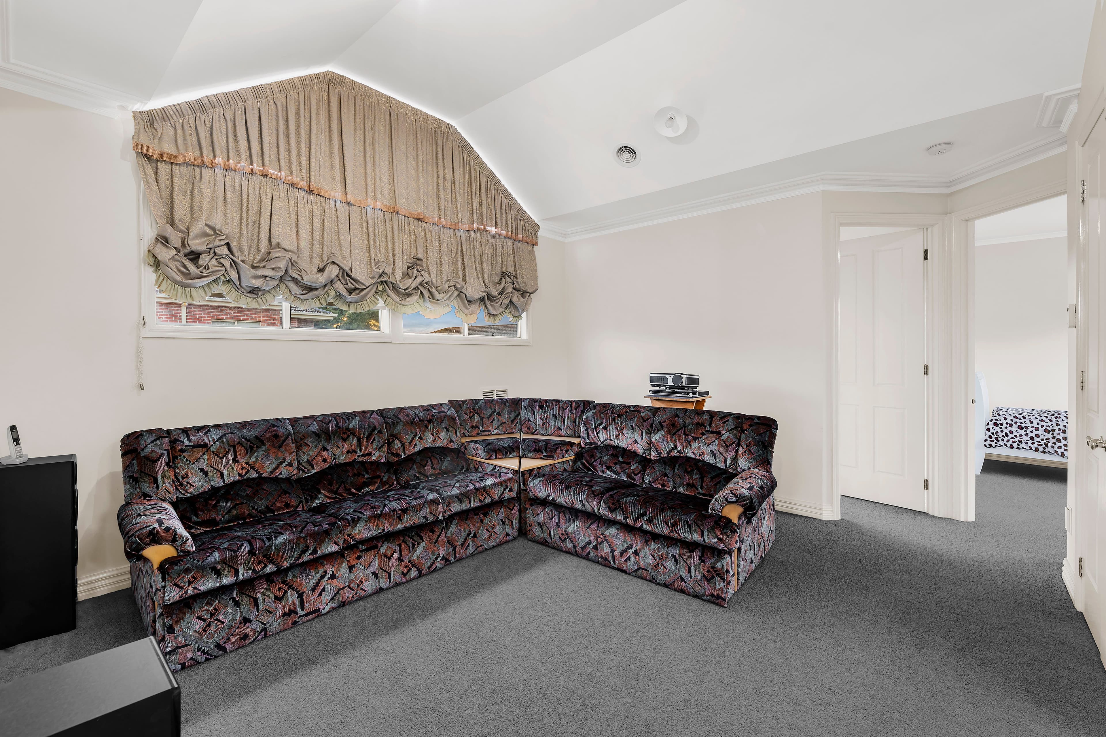 12 Olinda Grove, Oakleigh South VIC 3167, Oakleigh South - Thumbnail 5