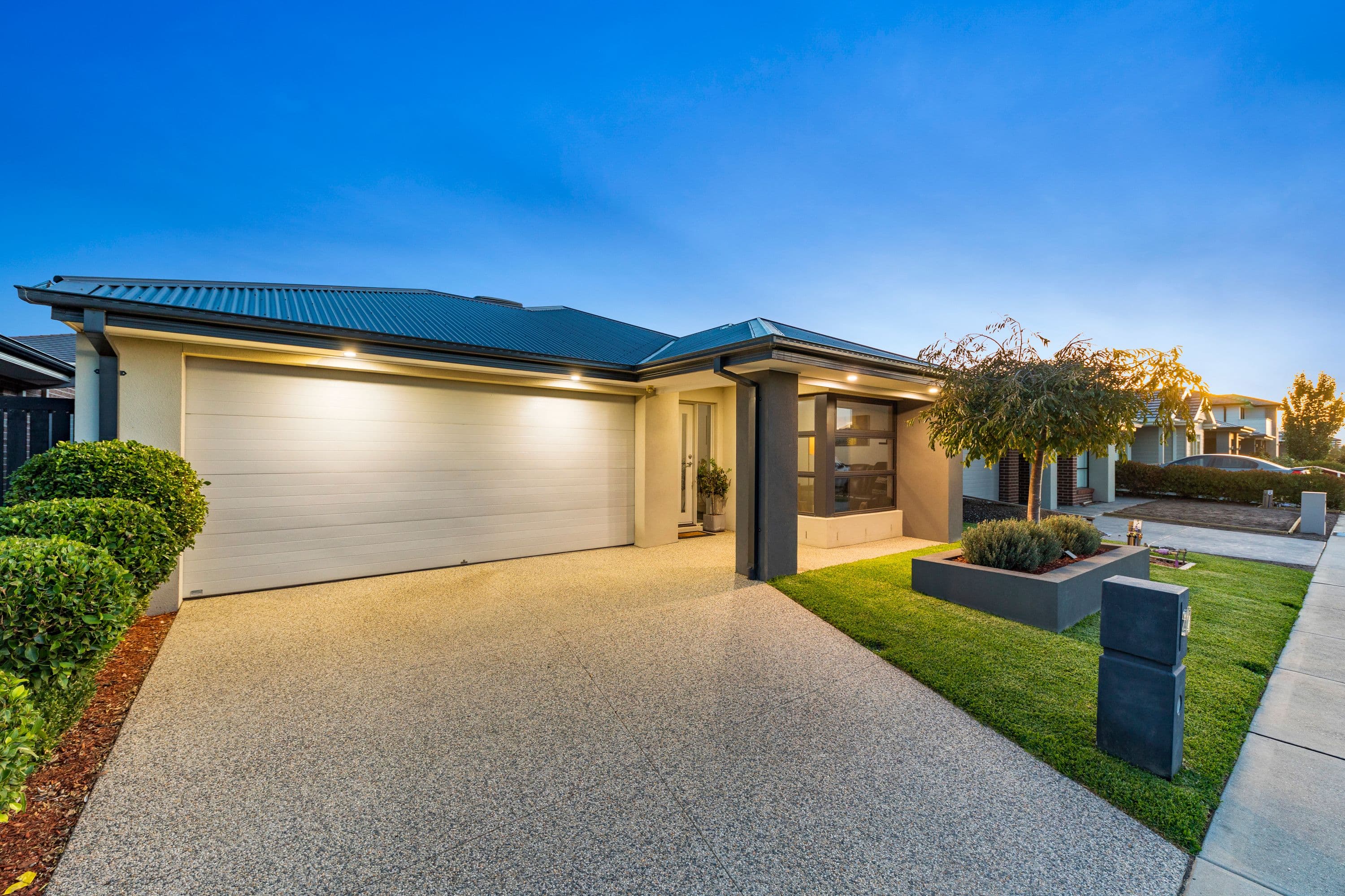 21 Kaduna Drive, Officer South VIC 3809, Officer South - Thumbnail 2