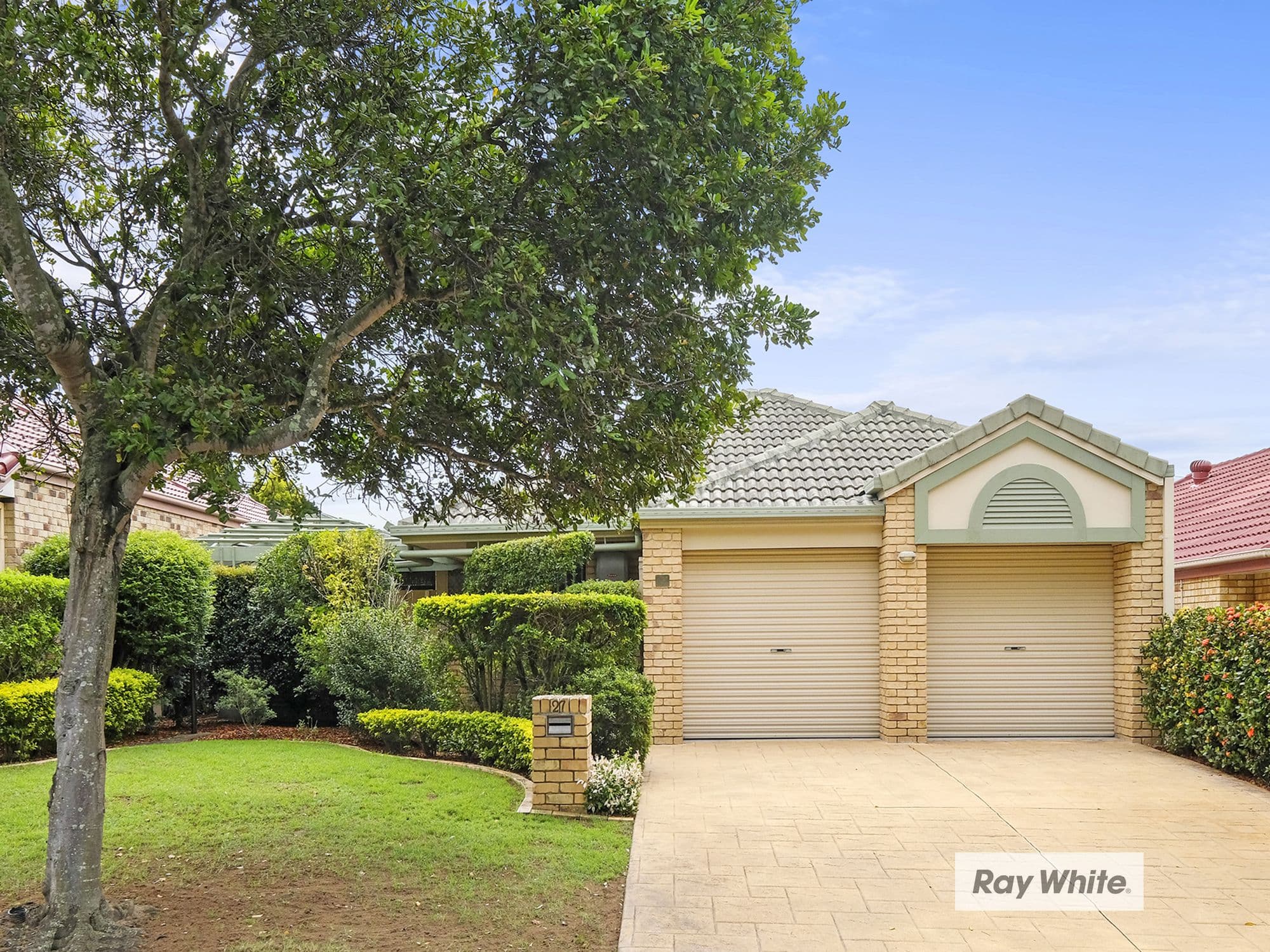 27 Augusta Crescent, Forest Lake QLD 4078, Forest Lake - Thumbnail 2