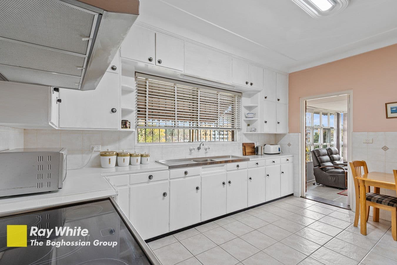 11 Irwin Crescent, Bexley North NSW 2207, Bexley North - Thumbnail 3