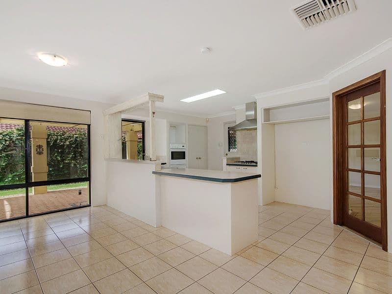1 Maratea Parade, SECRET HARBOUR WA 6173, Secret Harbour - Thumbnail 7