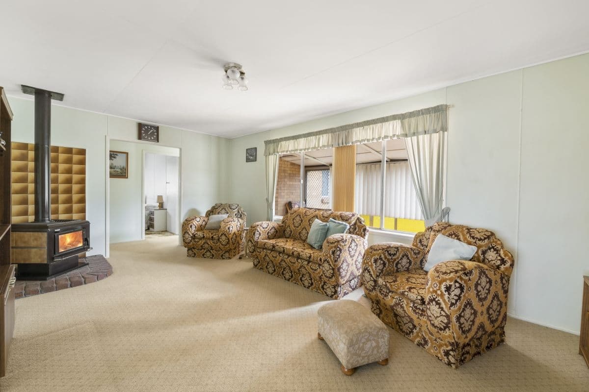 34 Tomkinson Street, Wilsonton QLD 4350, Wilsonton - Thumbnail 3