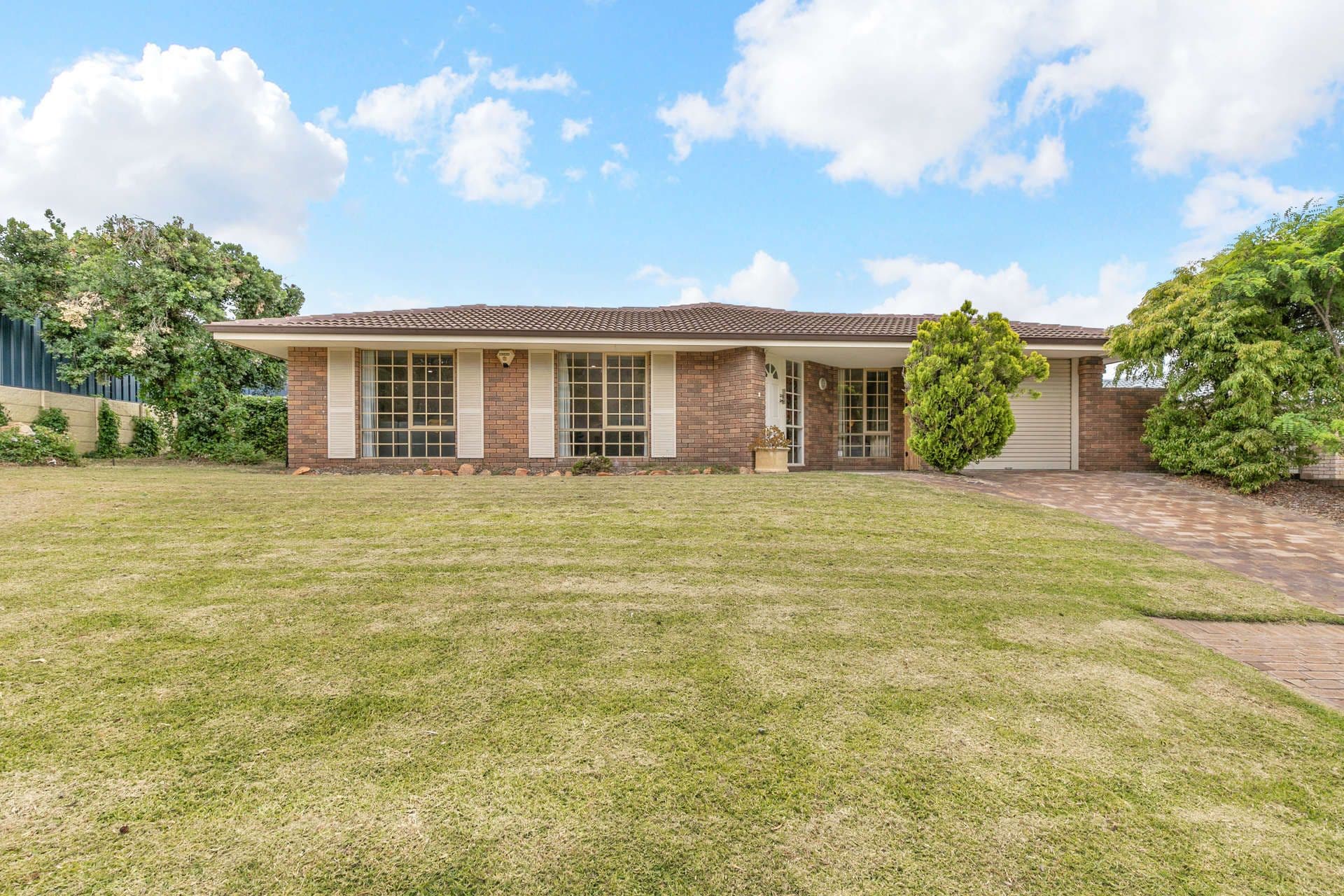 74 Castlecrag Drive, Kallaroo WA 6025, Kallaroo - Image 1
