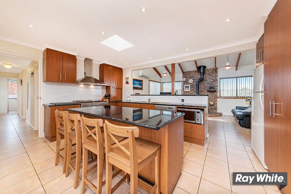 1 Tanda Place, Giralang ACT 2617, Giralang - Thumbnail 4