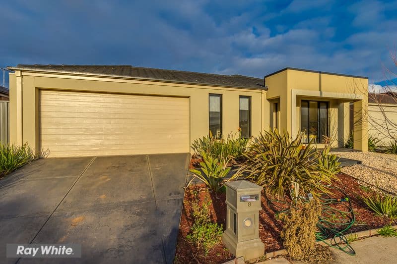 8 Berowa Street, Tarneit VIC 3029, Tarneit - Thumbnail 2