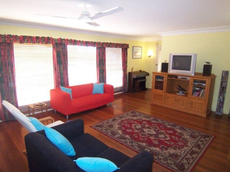 310 Newnham Road, UPPER MOUNT GRAVATT QLD 4122, Upper Mount Gravatt - Thumbnail 2