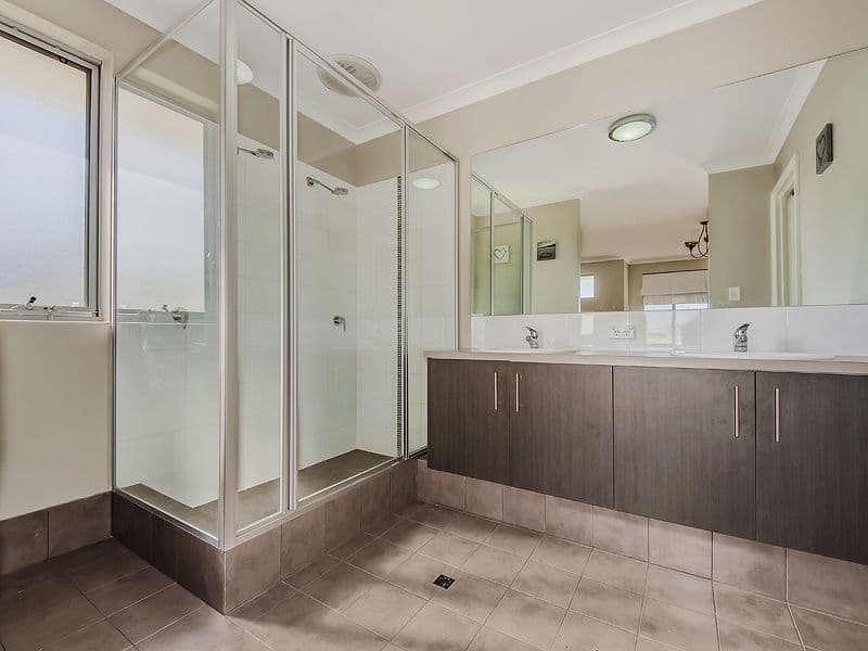 20 Holloways Ridge, SECRET HARBOUR WA 6173, Secret Harbour - Thumbnail 4