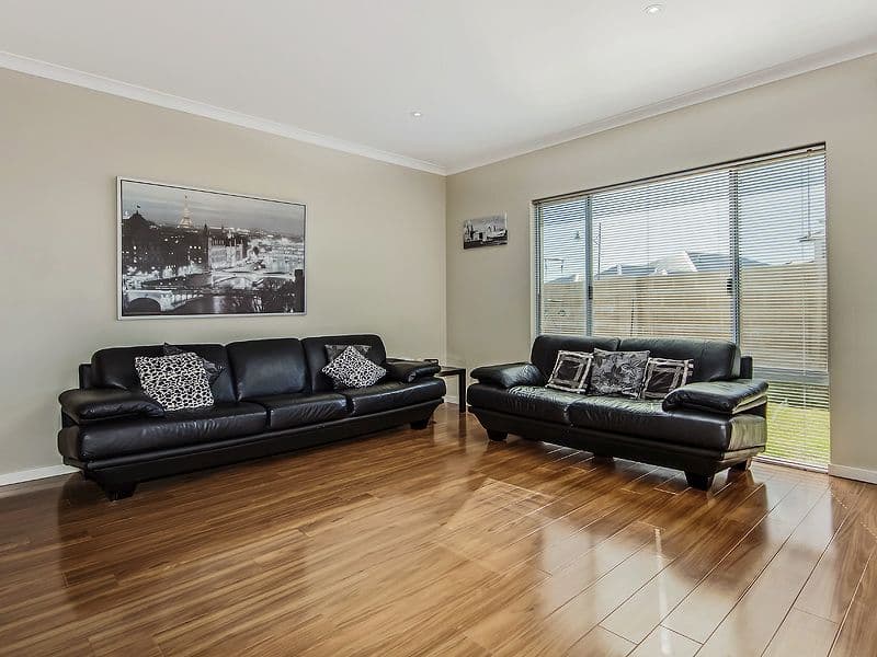 20 Holloways Ridge, SECRET HARBOUR WA 6173, Secret Harbour - Thumbnail 8