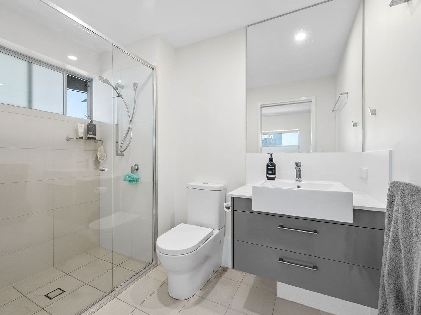 77 Chestnut Street, Wynnum QLD 4178, Wynnum - Thumbnail 6