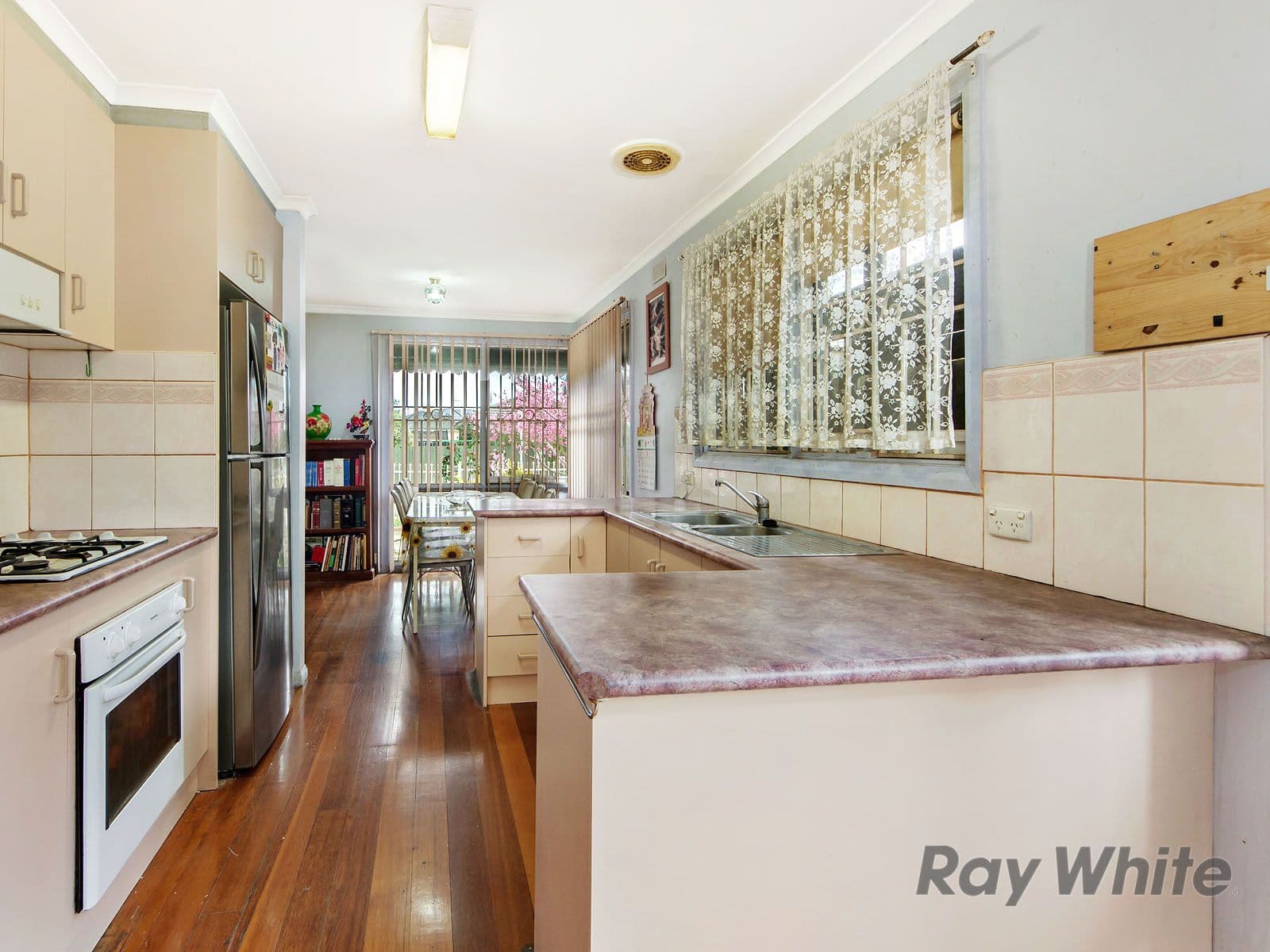 28 Dover Street, Albanvale VIC 3021, Albanvale - Thumbnail 3