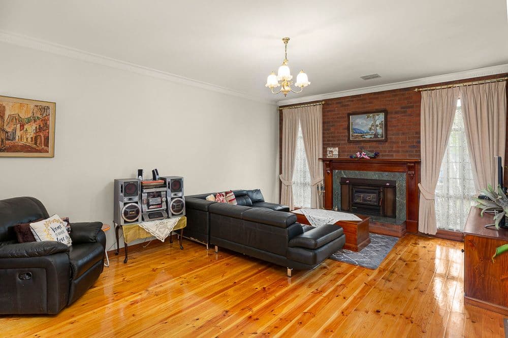 19 Bartrop Street, Reservoir VIC 3073, Reservoir - Thumbnail 3