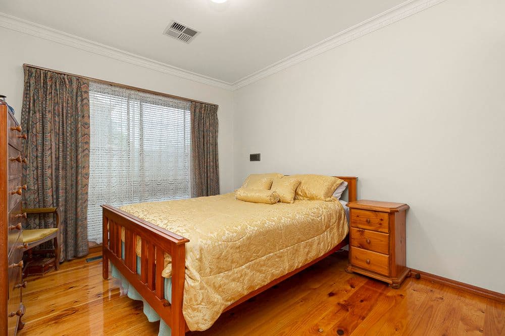 19 Bartrop Street, Reservoir VIC 3073, Reservoir - Thumbnail 6