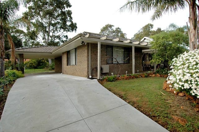 15 Peet Road, KALAMUNDA WA 6076, Kalamunda - Thumbnail 3