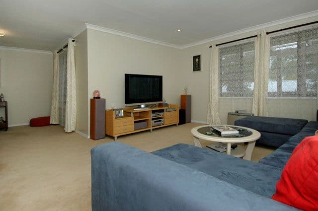 15 Peet Road, KALAMUNDA WA 6076, Kalamunda - Thumbnail 7