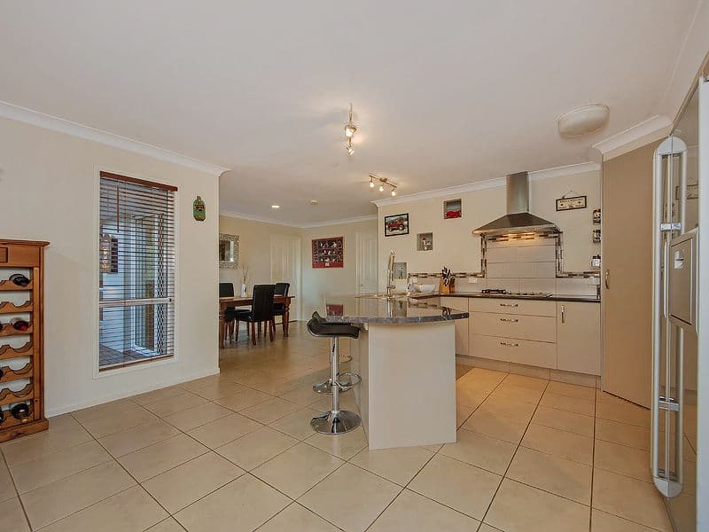 18 Wimbledon Way, Oxenford QLD 4210, Oxenford - Thumbnail 3