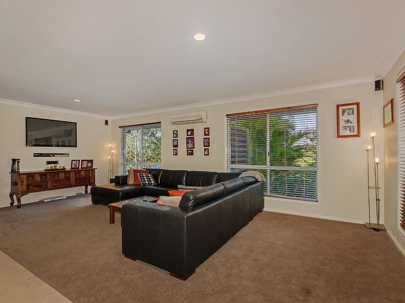 18 Wimbledon Way, Oxenford QLD 4210, Oxenford - Thumbnail 6